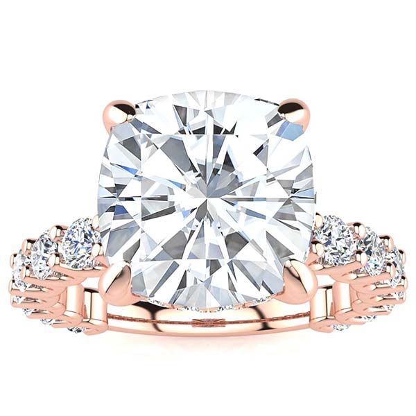 Griselda Moissanite Ring