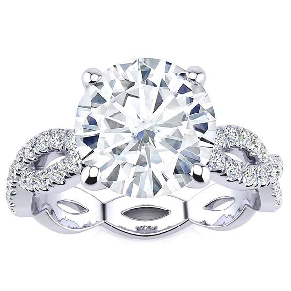 Amara Moissanite Ring