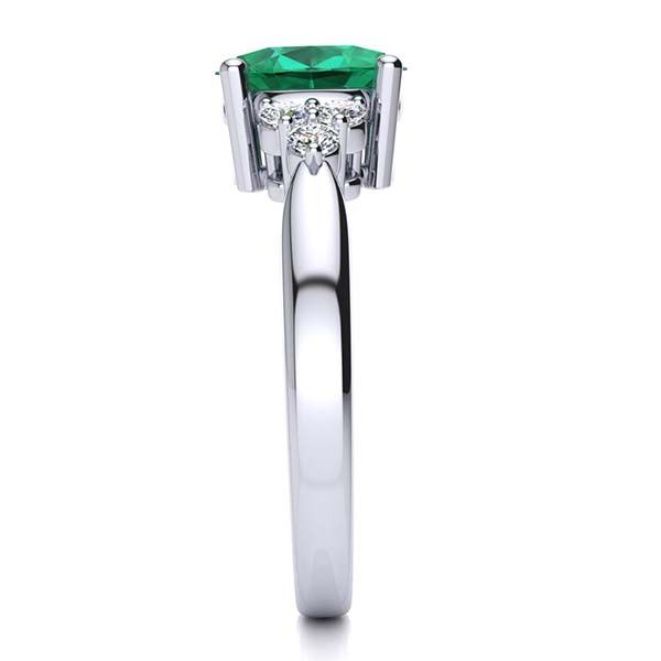 Selena Emerald Ring