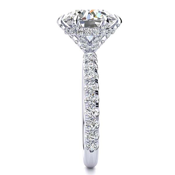 Britta Moissanite Ring