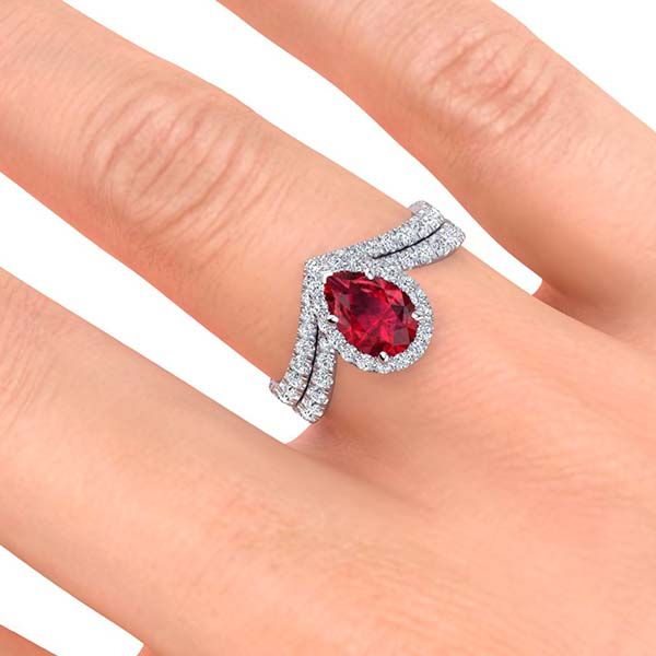 Anna Ruby Ring