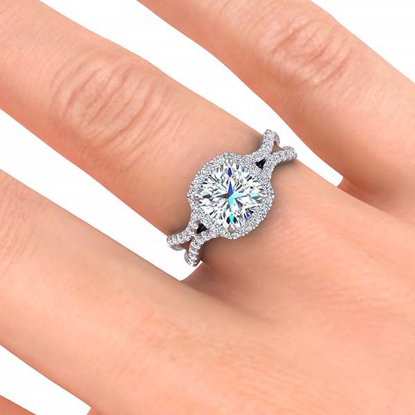 Julia Moissanite Ring