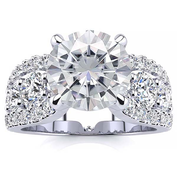 Britney Moissanite Ring