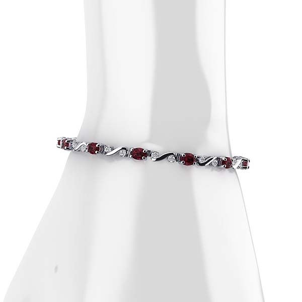 Twist Garnet Bracelet