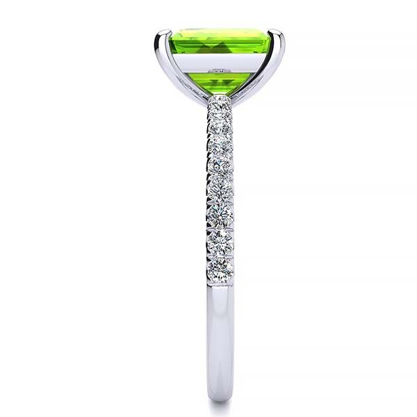 Yana Peridot Ring