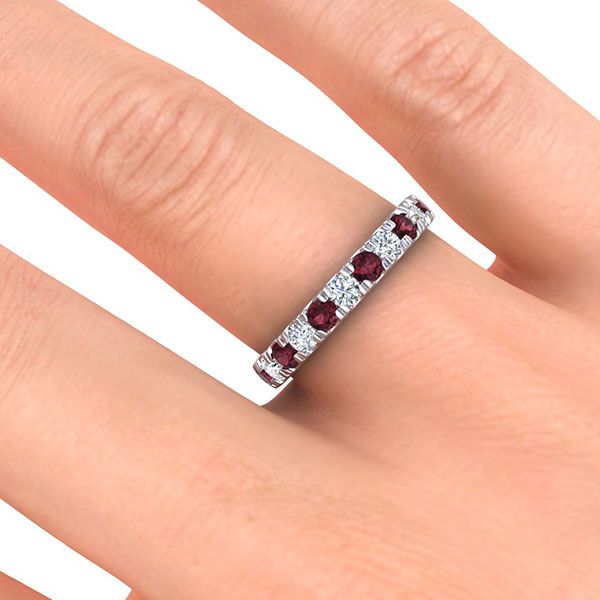 3.2mm Garnet Diamond Ring