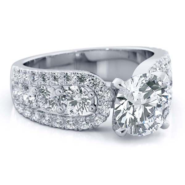 Britney Moissanite Ring