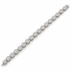 Full-length view of the 7-inch oval halo lab-grown diamond bracelet