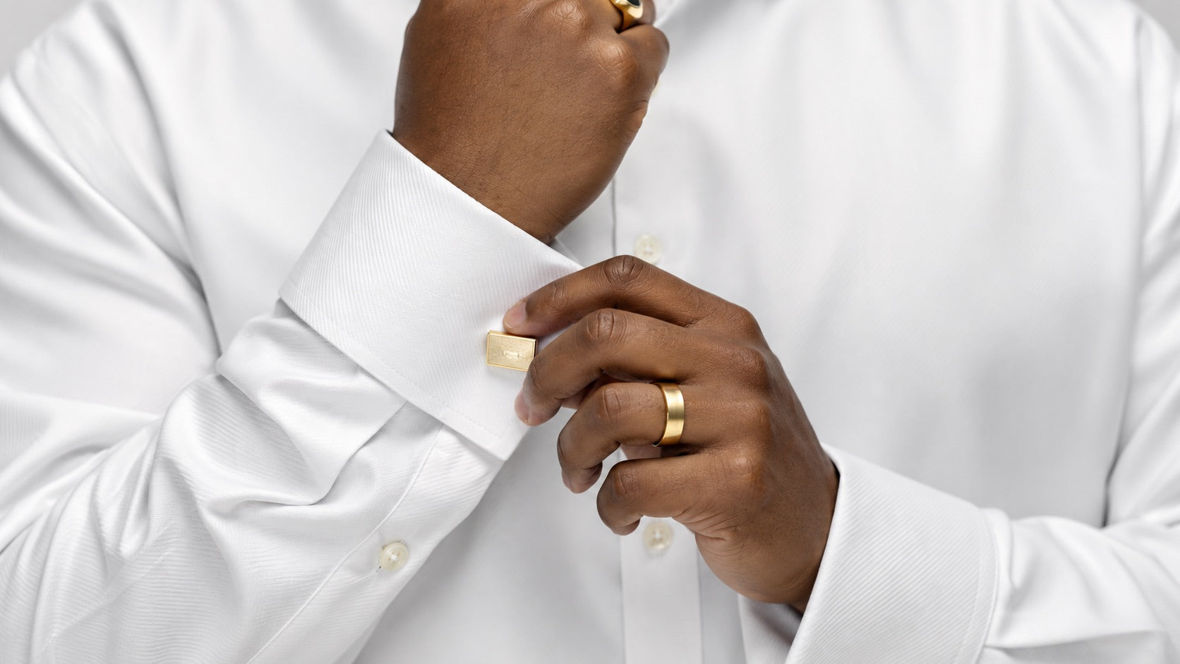 Men wearing Alexander Sparks rings